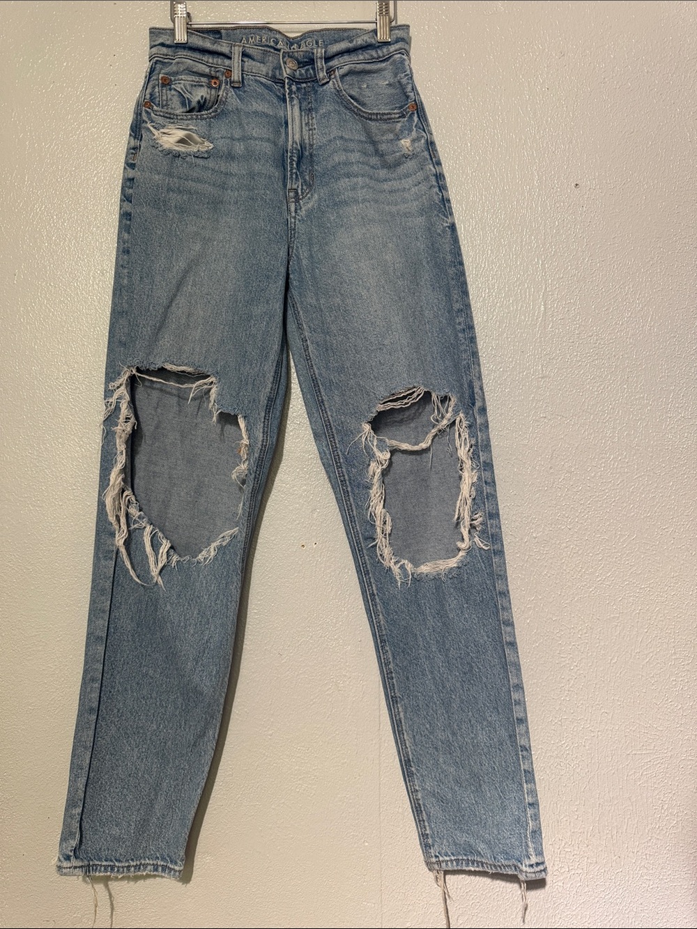 American Eagle Strigid Highest Rise Baggy Straight Distressed Jeans 2R